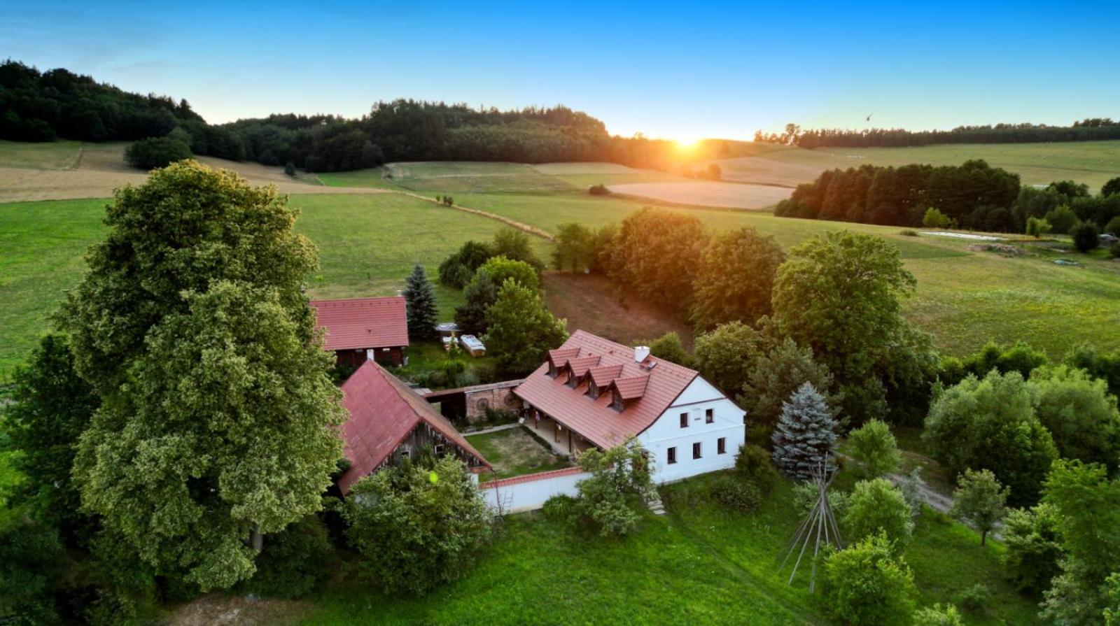 Yogashrama Traditional Usti nad Orlici Exterior photo