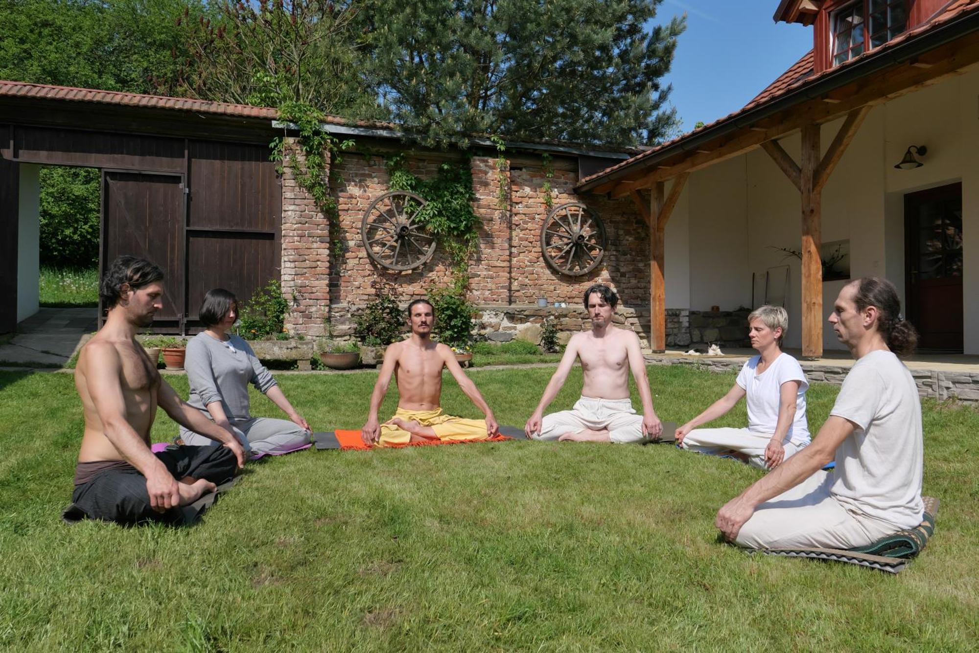Yogashrama Traditional Usti nad Orlici Exterior photo